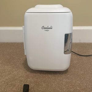 Cooluli White Mini Fridge